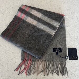 The House of Balmoral Scotland 100% Lambswool Scarf